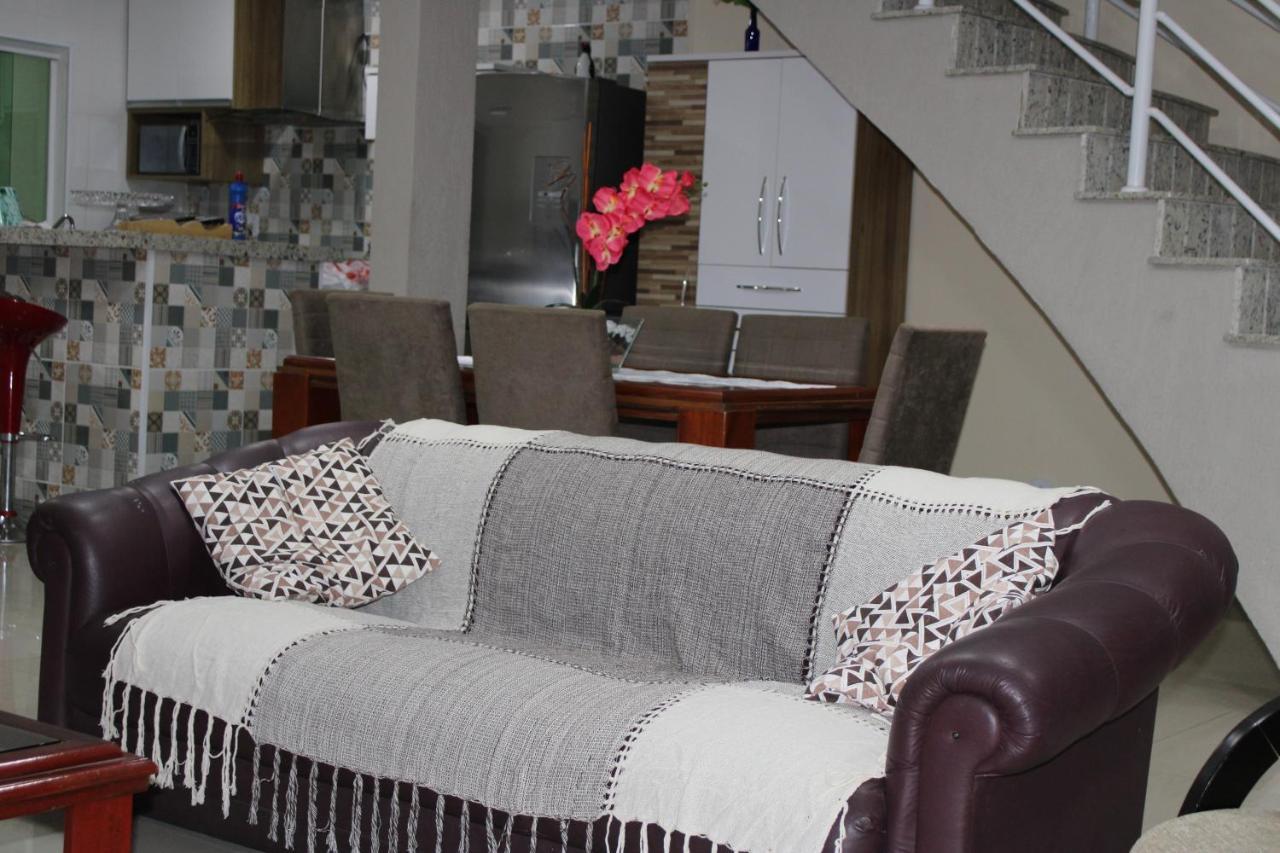 Casa Rainha Da Paz Villa อาปาเรซีดา ภายนอก รูปภาพ