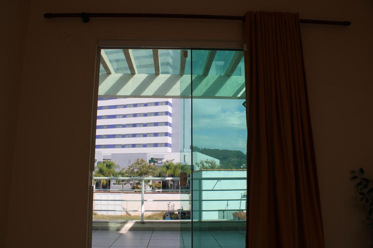 Casa Rainha Da Paz Villa อาปาเรซีดา ภายนอก รูปภาพ